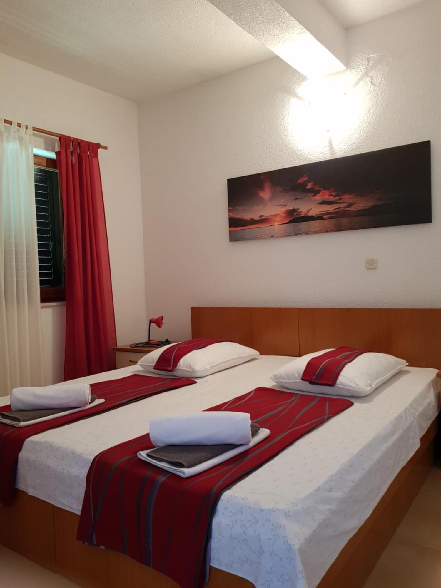 Apartmani Laguna Gradac  Kültér fotó
